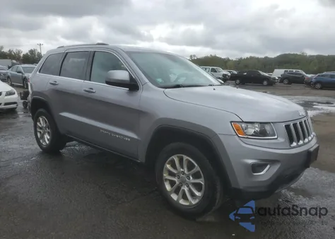 2015 Jeep Grand Cherokee Laredo z USA, uszkodzony, nr VIN 1C4RJFAG5FC914352